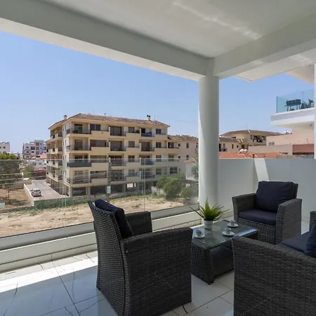 Roz Orchidea 1-br In Apartment Larnaca